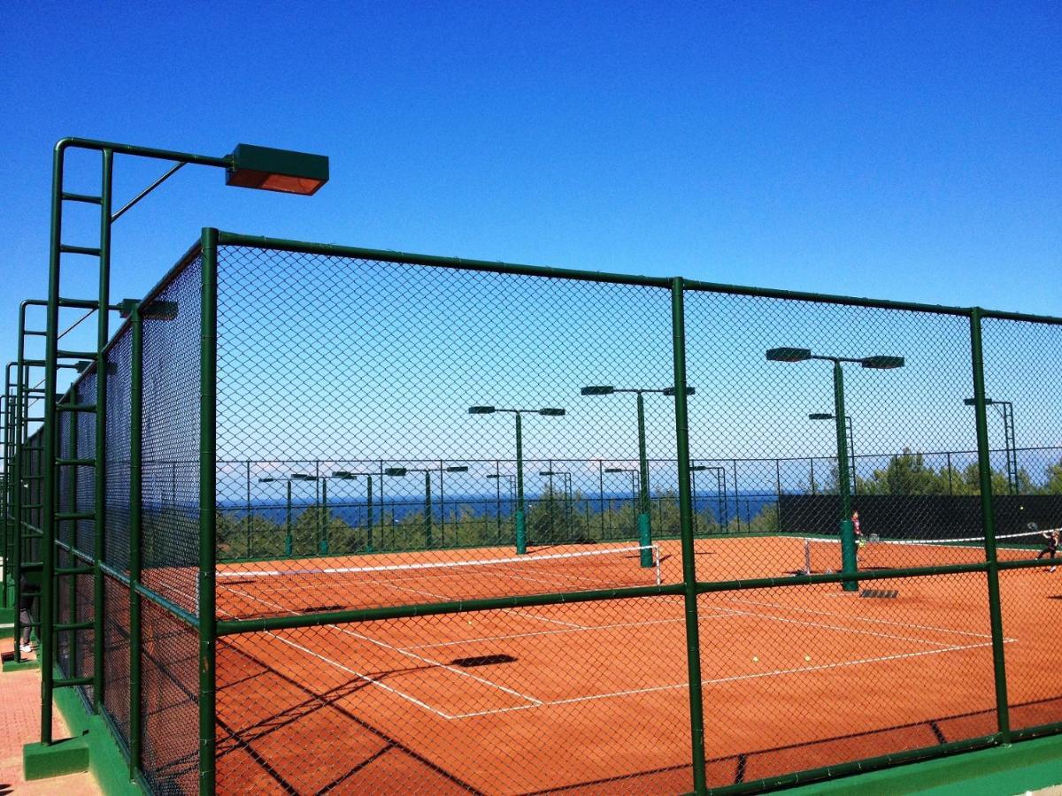 Korineum Golf & Hotel Agios Georgios (Girne)