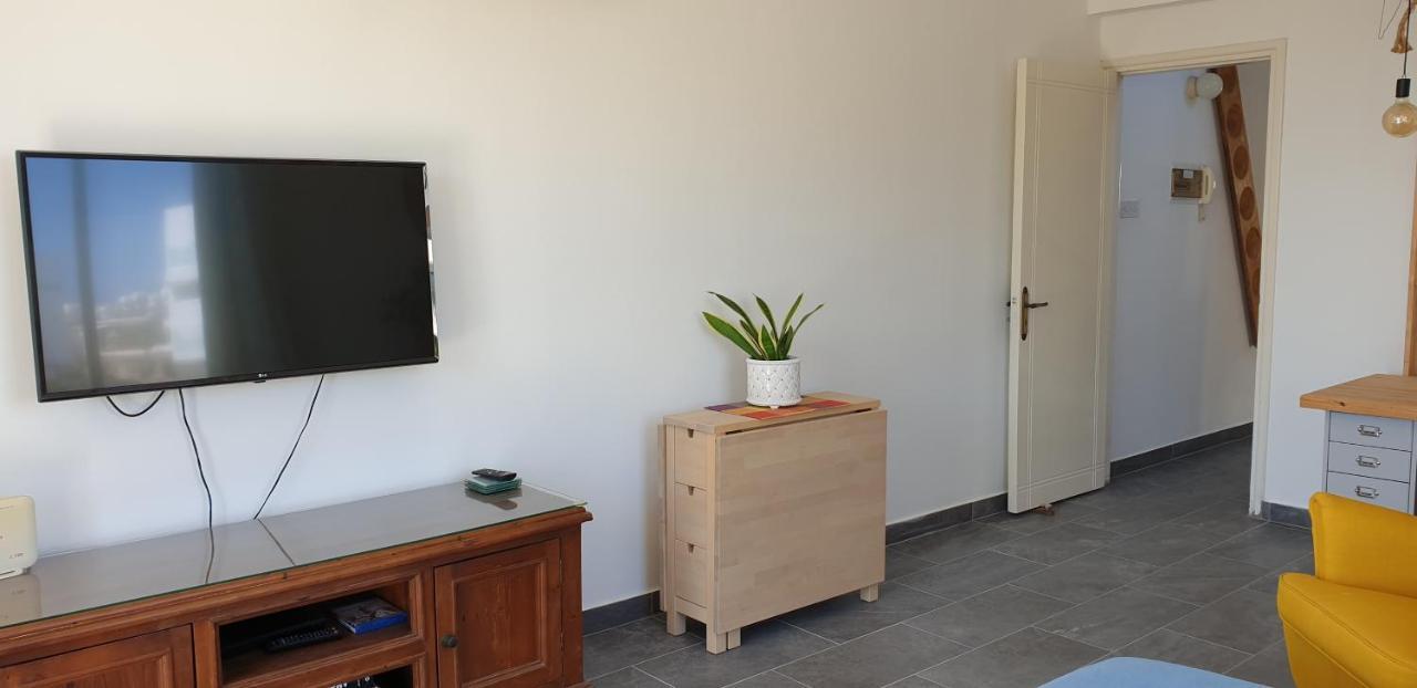 Bed & Breakfast Athena And The Owl Beachside Paphos