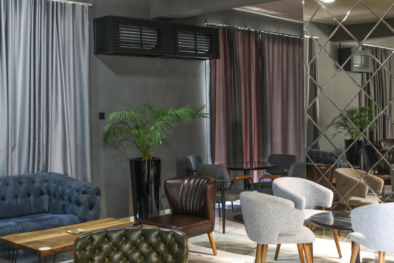 Hotel Sky Roof Nicosia