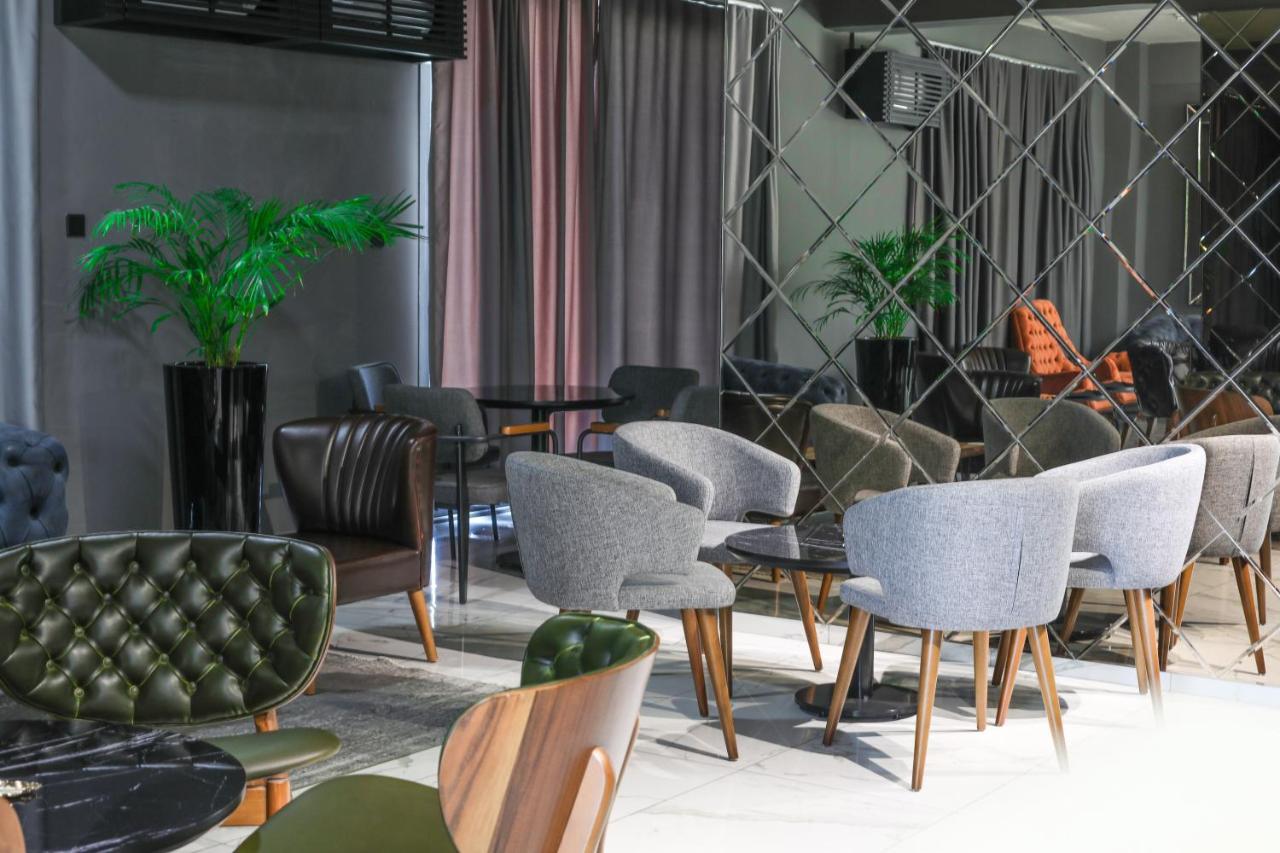 Hotel Sky Roof Nicosia