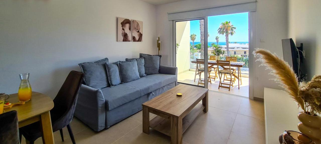 Apartment Phaedrus Living: Seaview Luxury Flat Limnaria 151