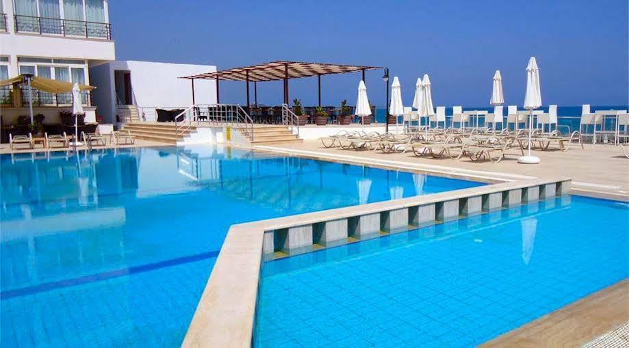 Ada Hotel
