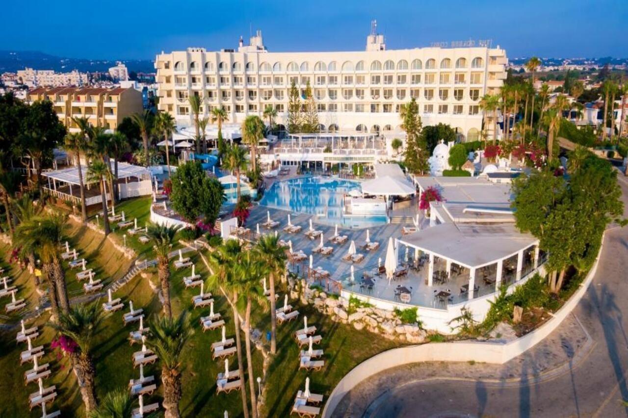 Golden Coast Resort
