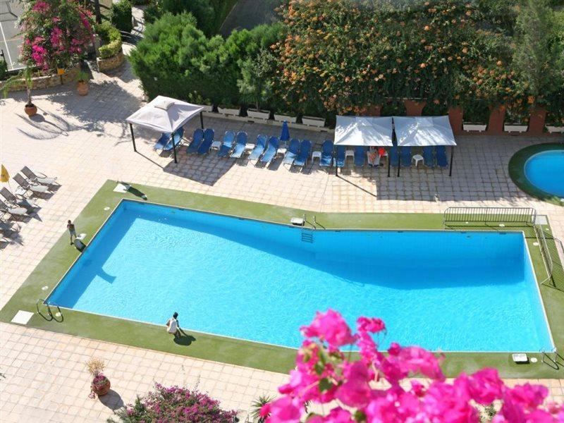 Navarria Blue 3* Limassol