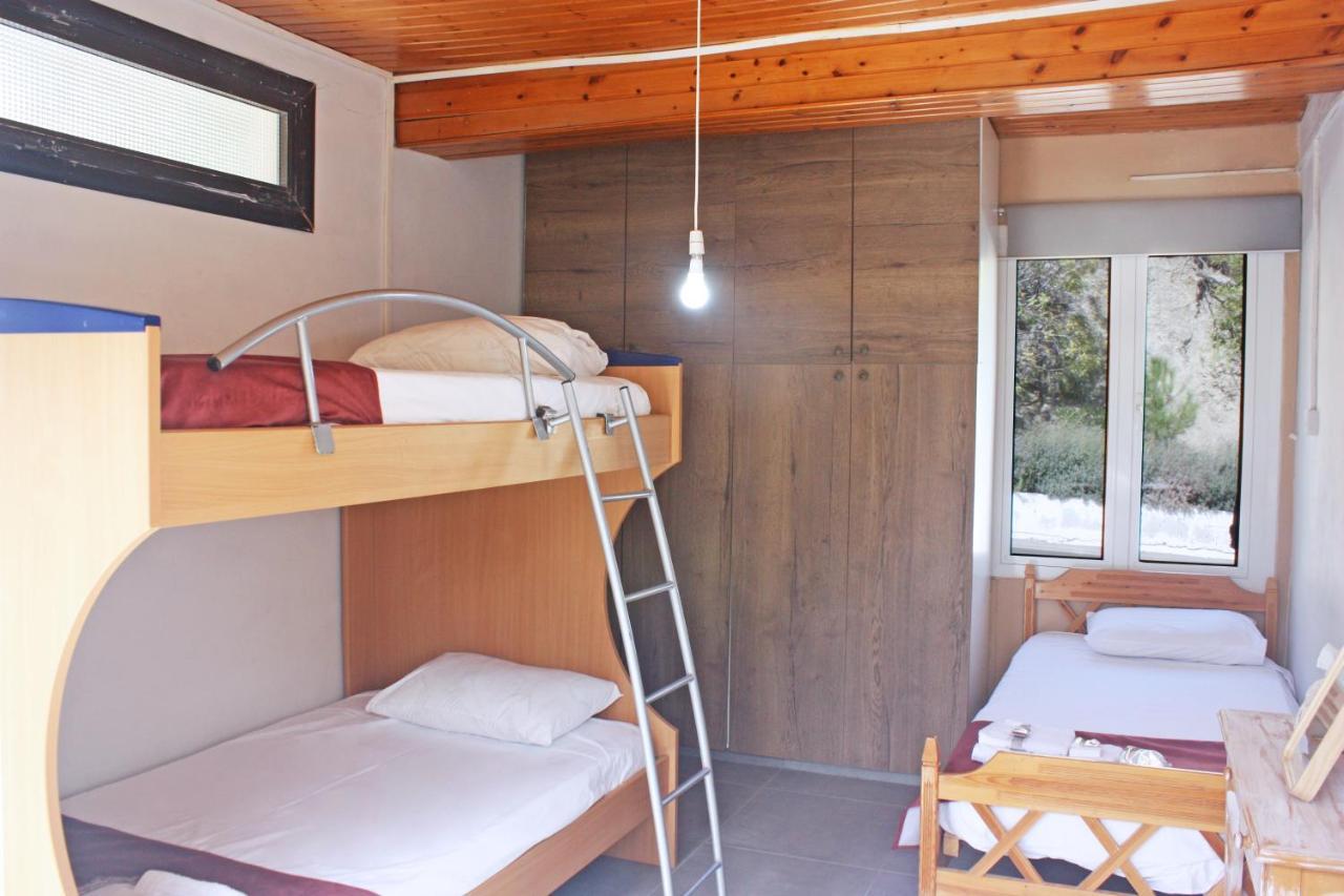 Laoni In Moutoullas, Marathasa Limassol