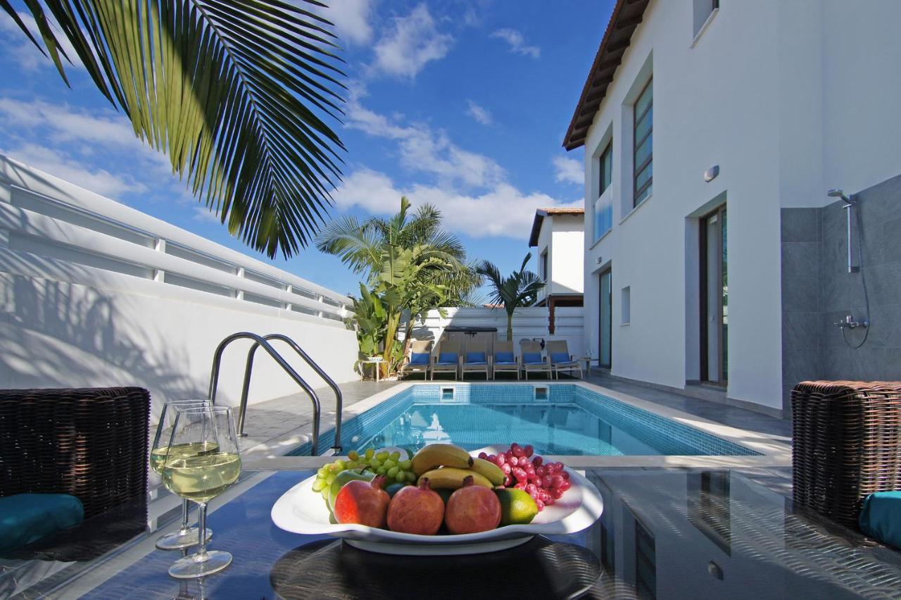 Serena Villa *