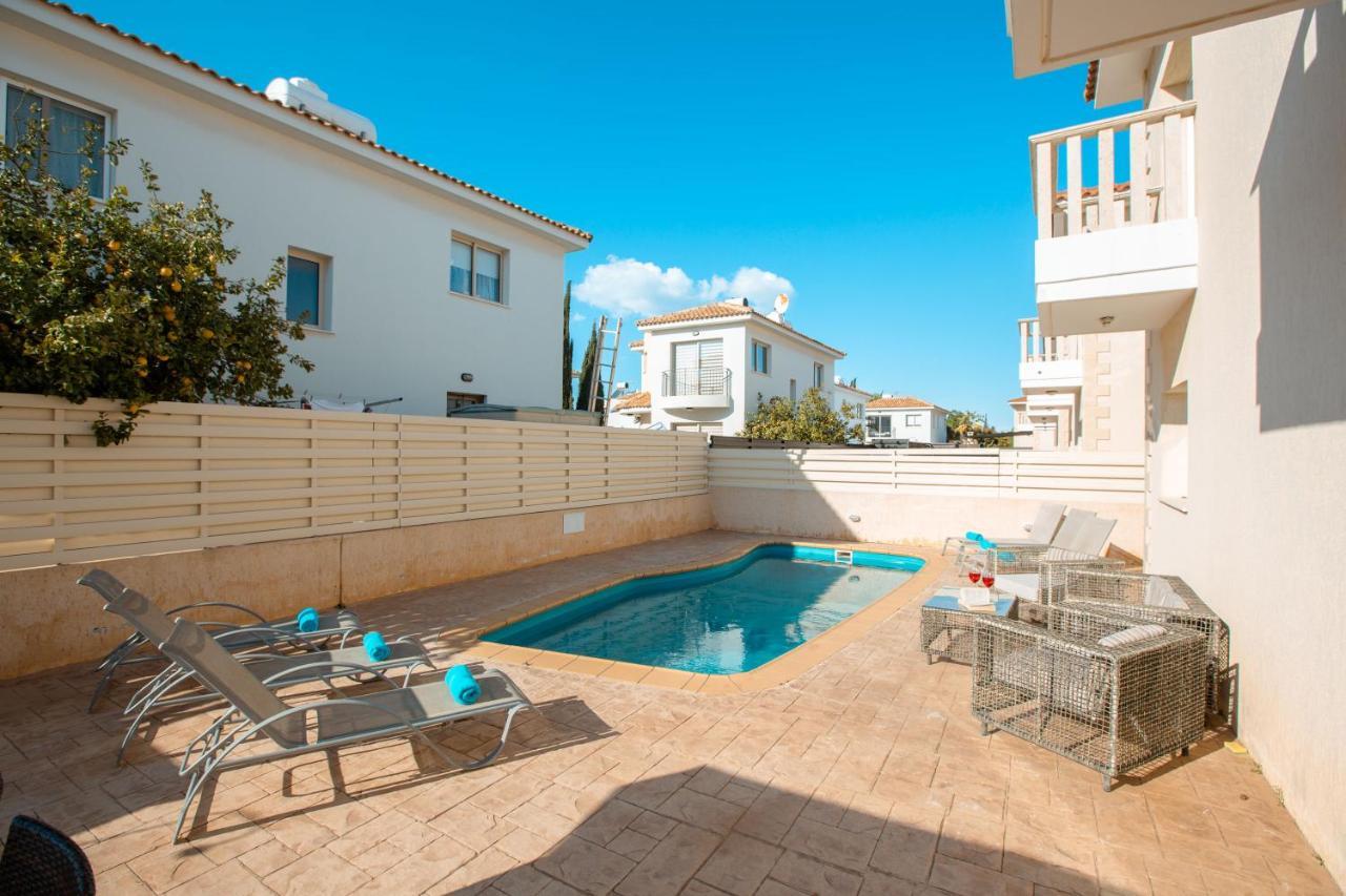 035 Villa