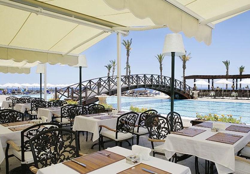 Hotel Mercure Cyprus Casino & Wellness 5*