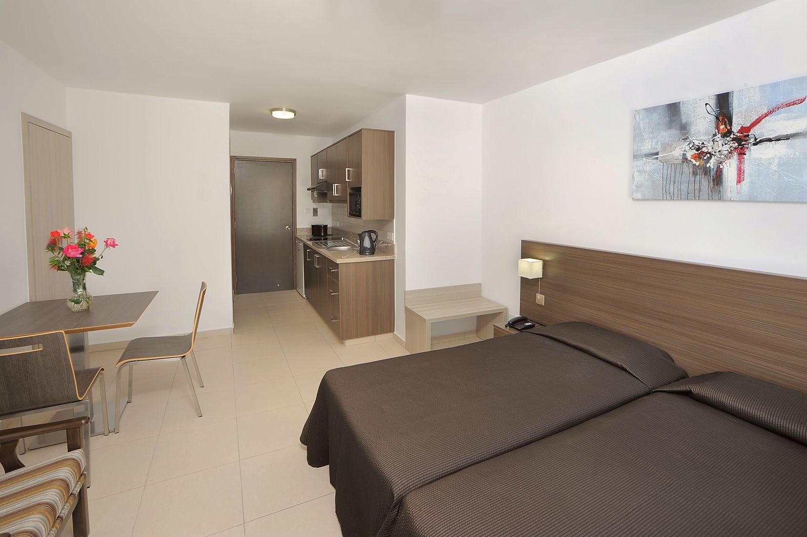 Petrosana Aparthotel 3*