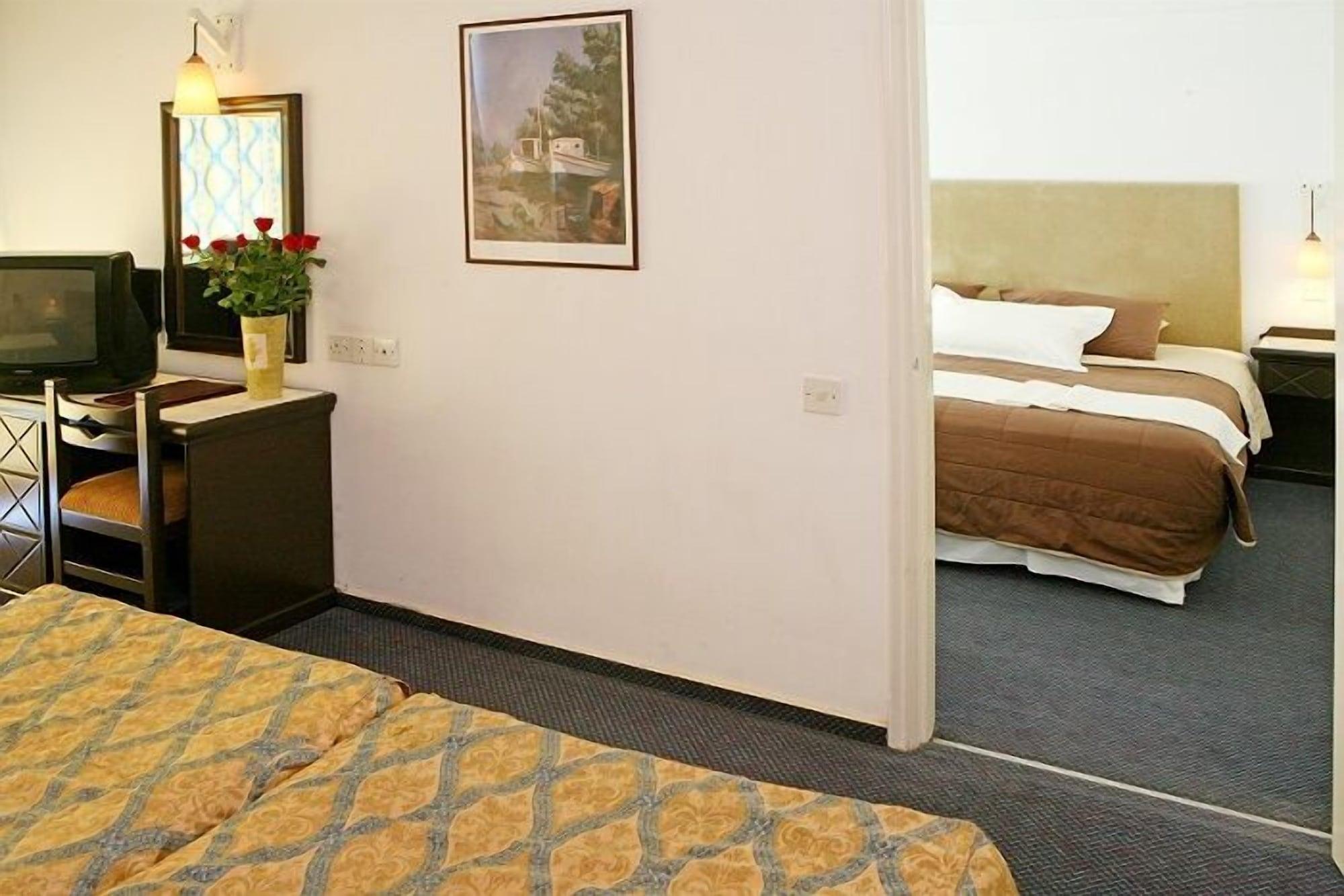 Hotel Navarria Blue