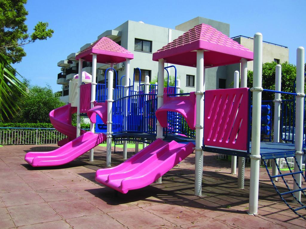 Aparthotel Crown Elamaris Protaras