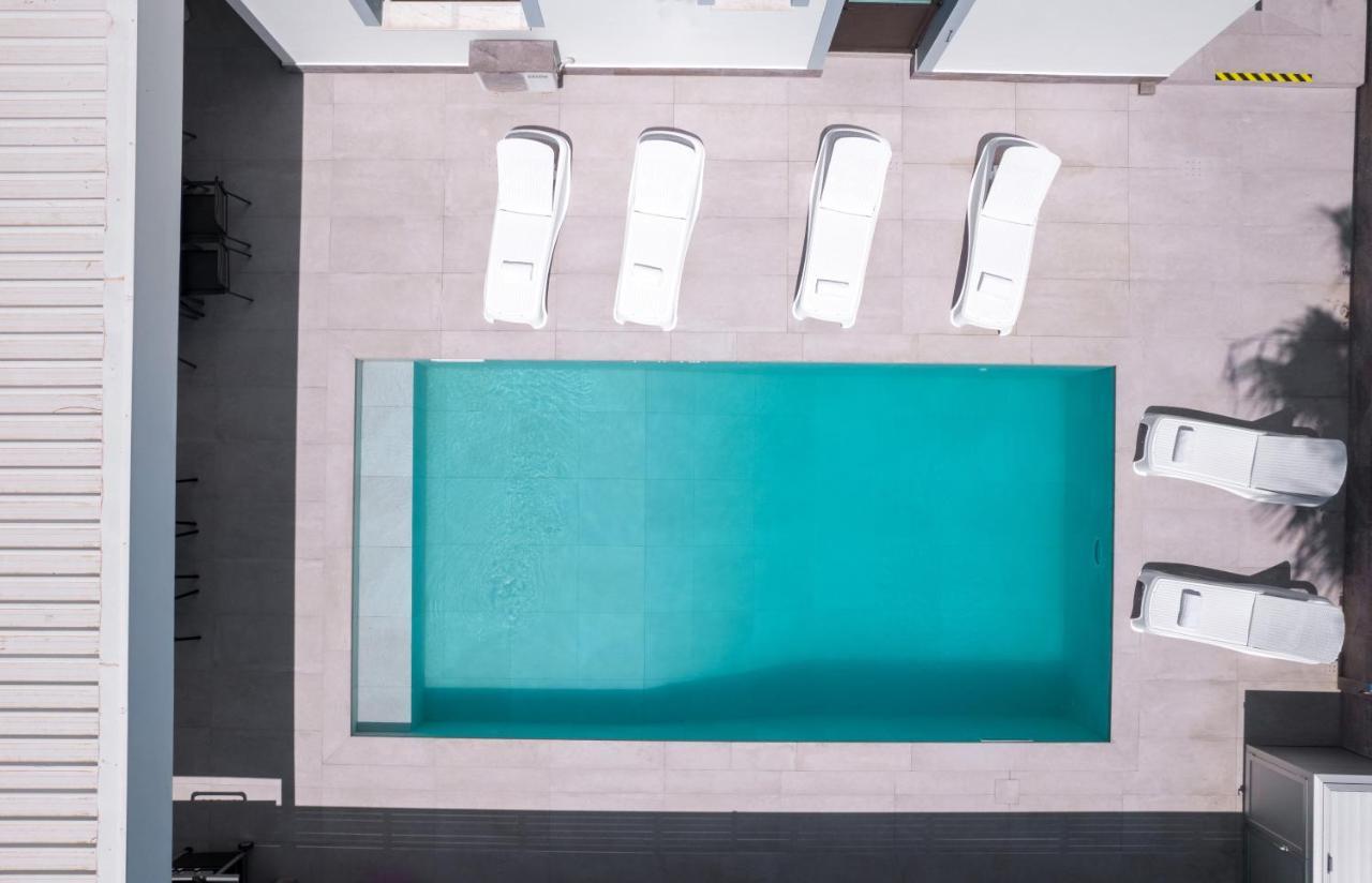 Luxury Agathoula