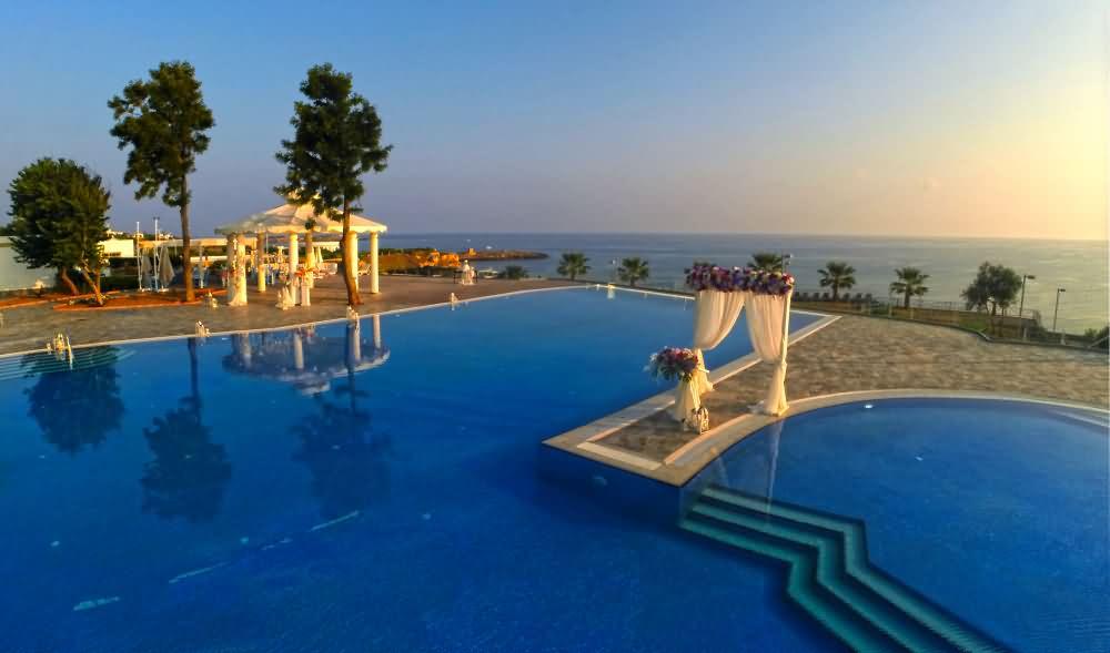 Jasmine Court & Casino Hotel 5*