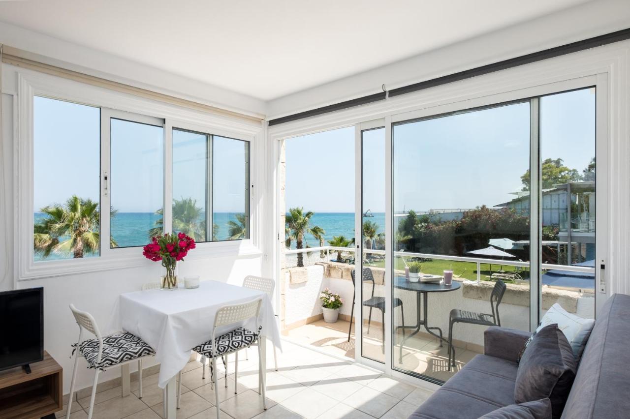 Oceanview * Larnaca