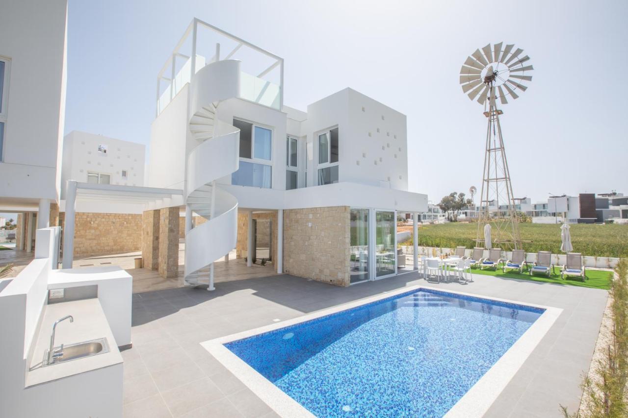 Vie Bleu 3 Bedroom Pousada *