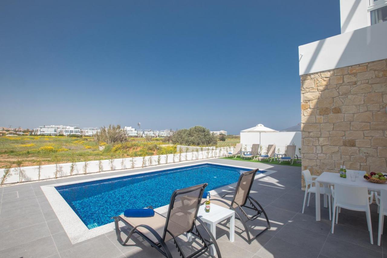 Vie Bleu 3 Bedroom Pousada *