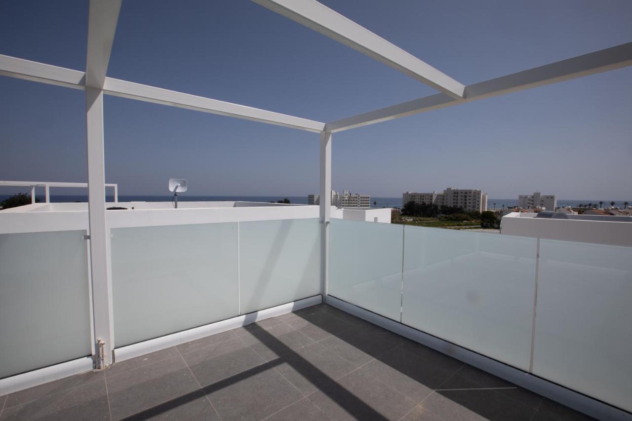 Vie Bleu 3 Bedroom Pousada *