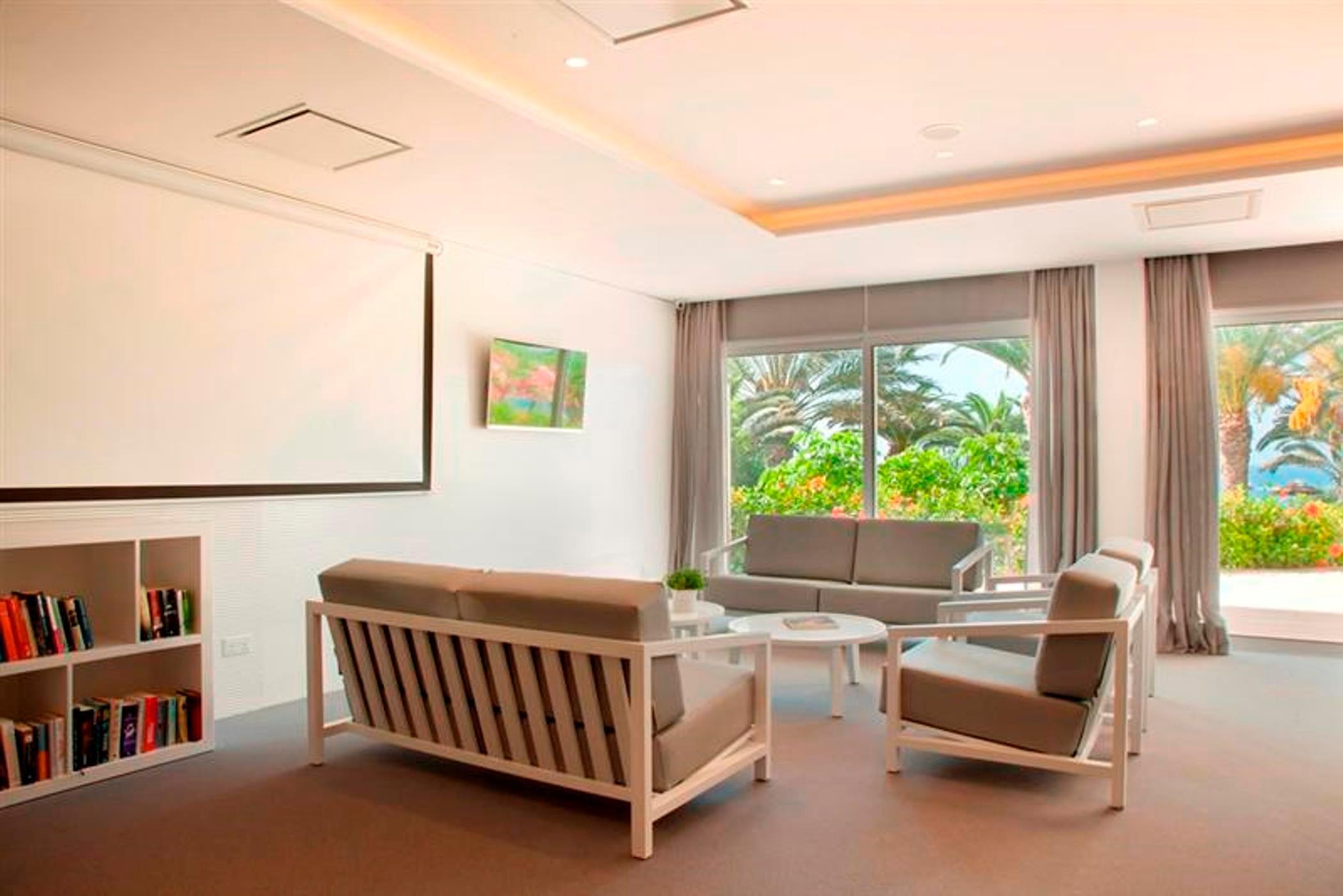 Alion Hotel