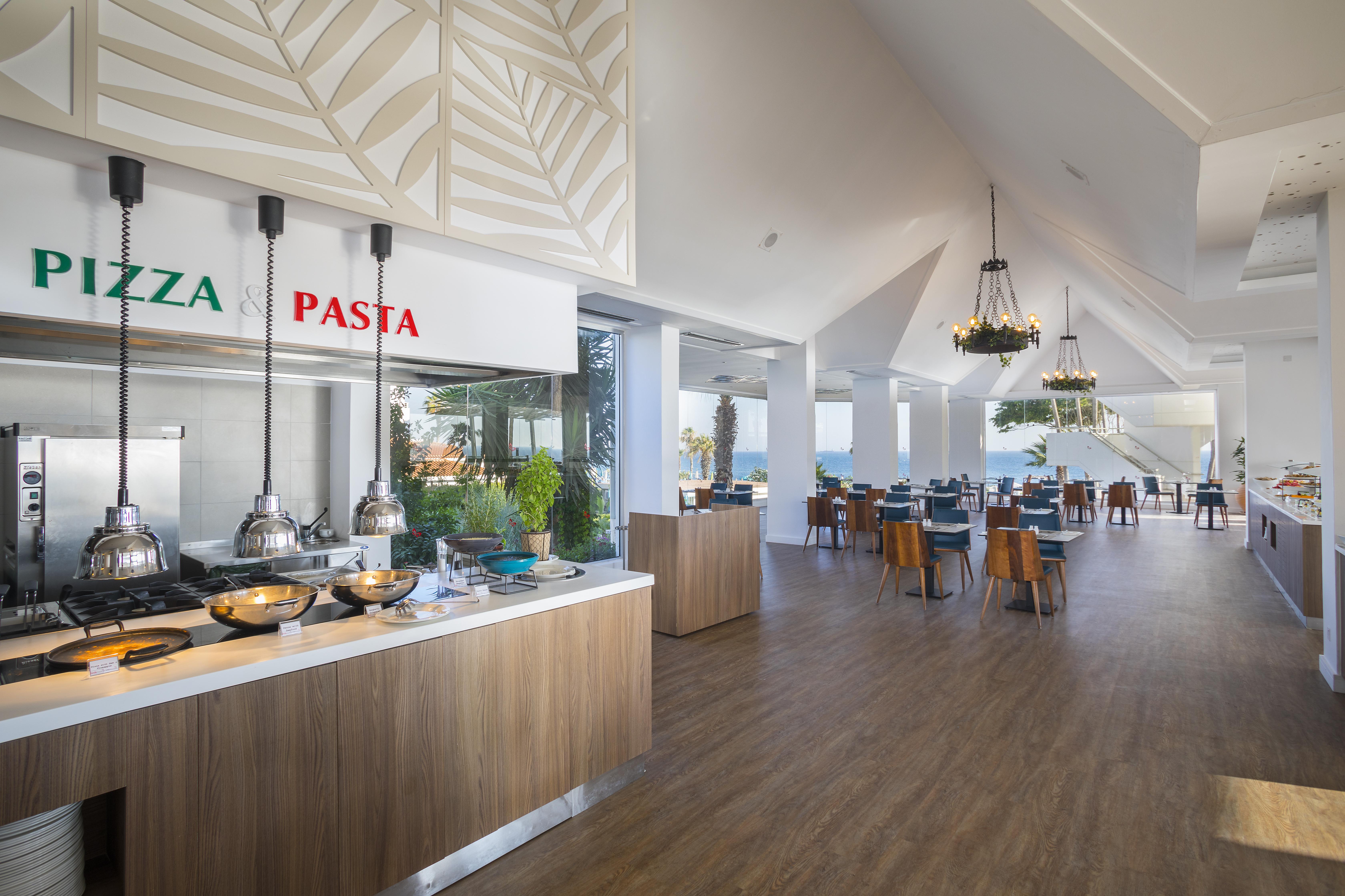 Leonardo Plaza Cypria Maris & (adults Only) Hotel 4*