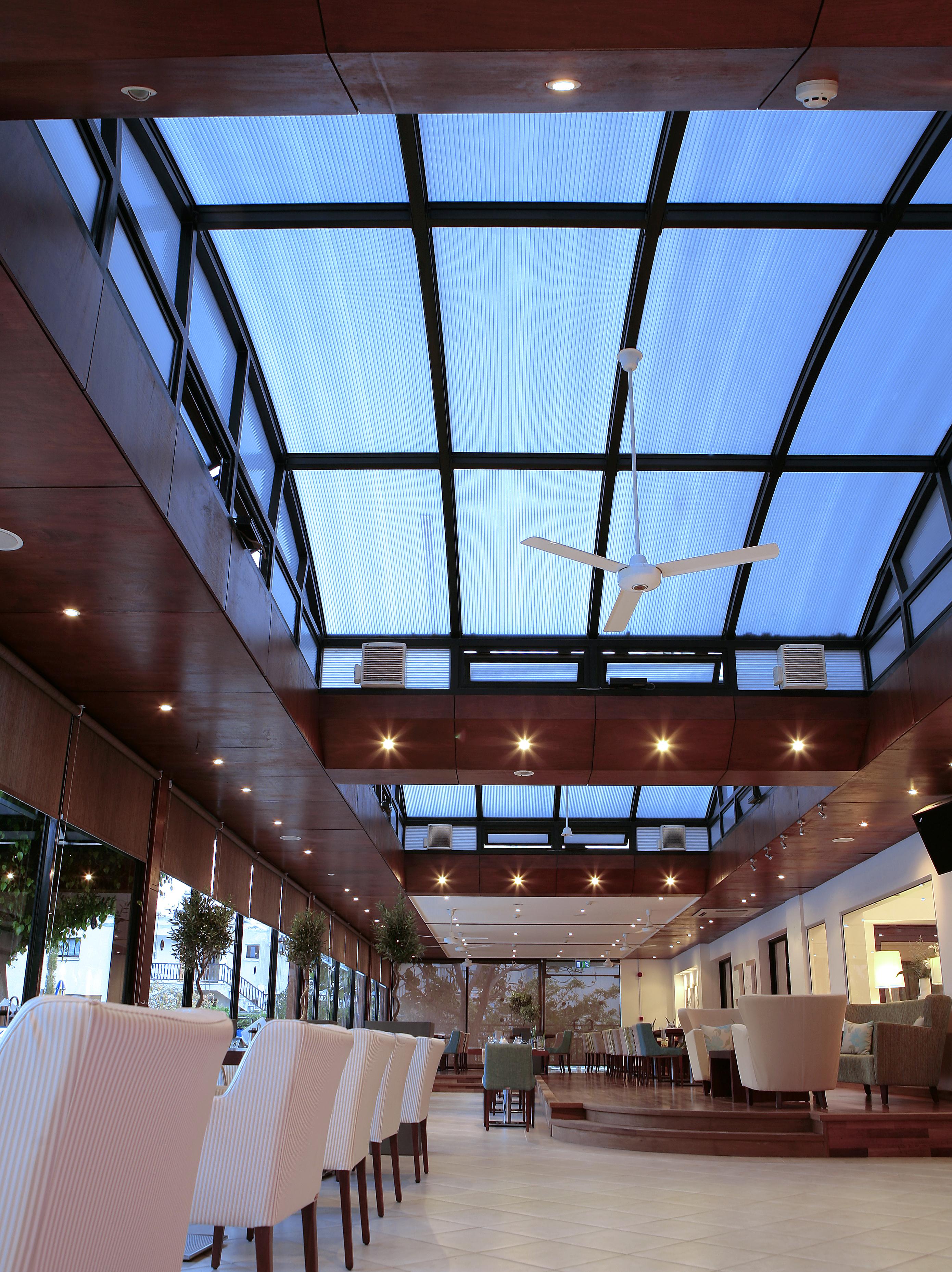 Anemi & Hotel 4*