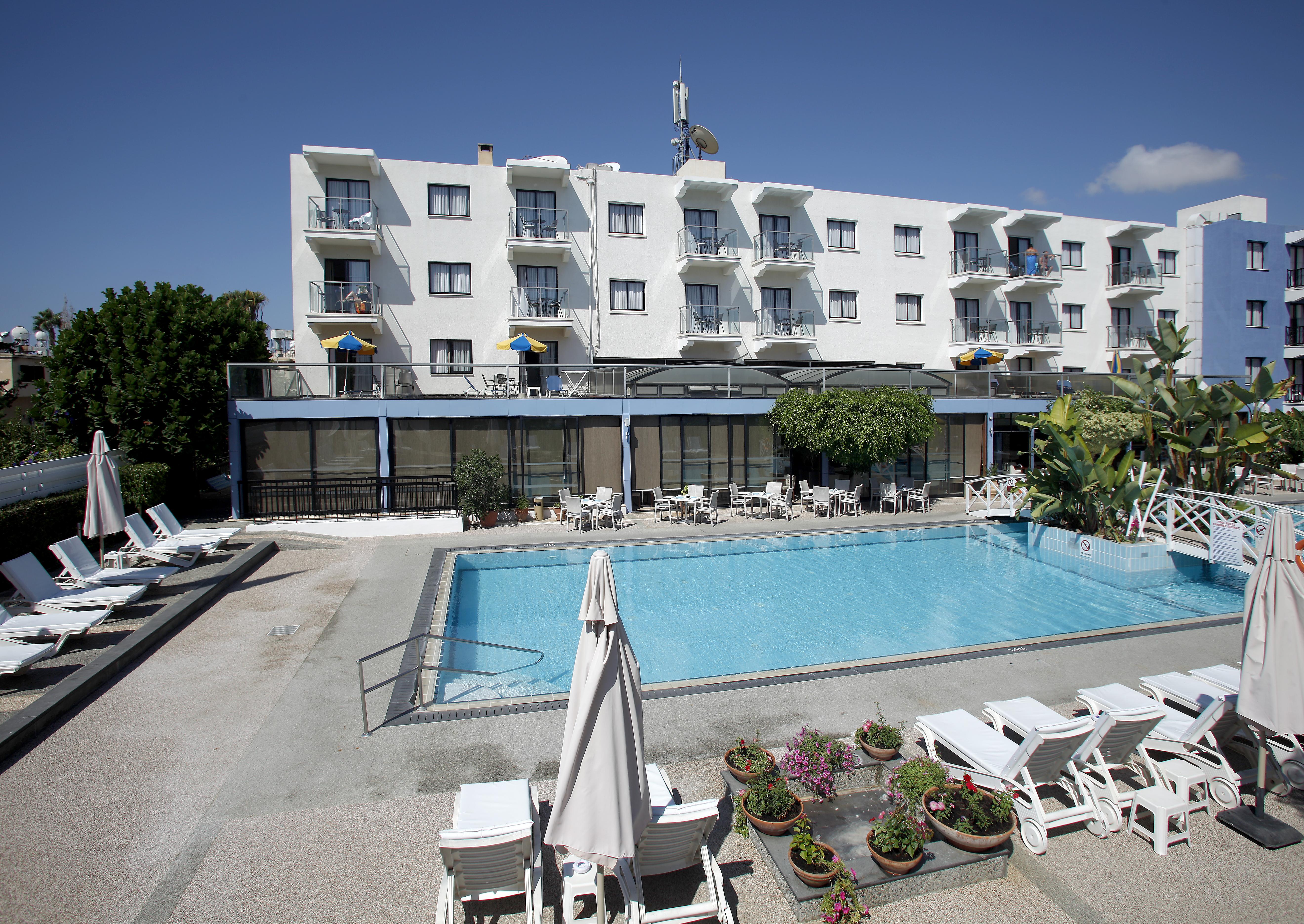 Anemi & 4* Paphos