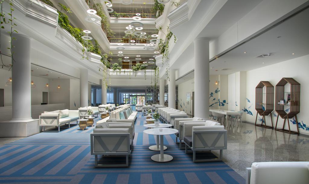 Anastasia Waterpark Hotel 4*