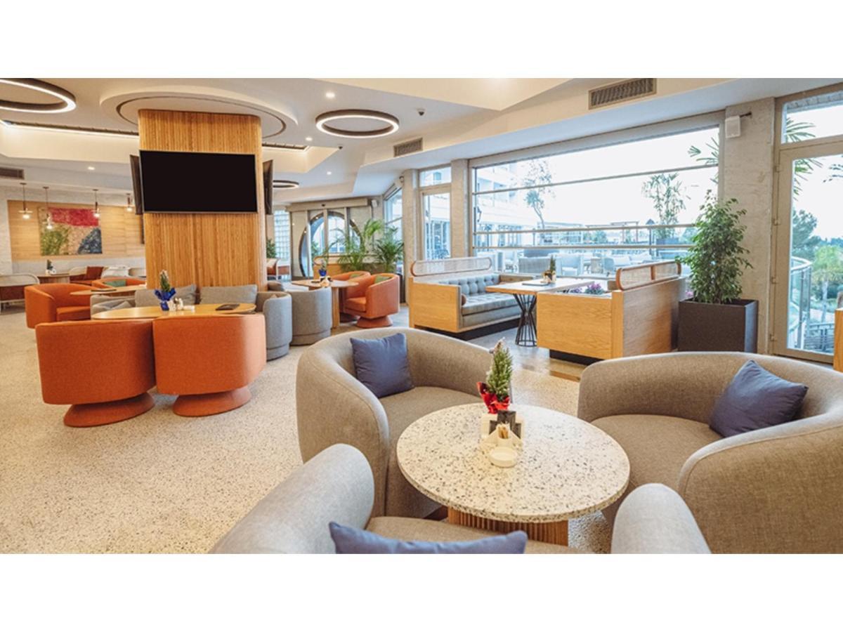 Chamada Prestige And Casino 5* Agios Epiktitos