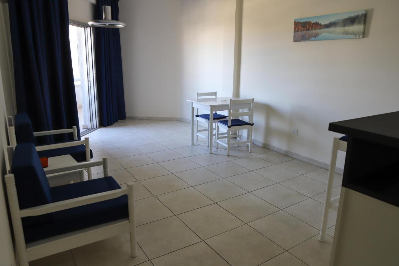 Center * Larnaca