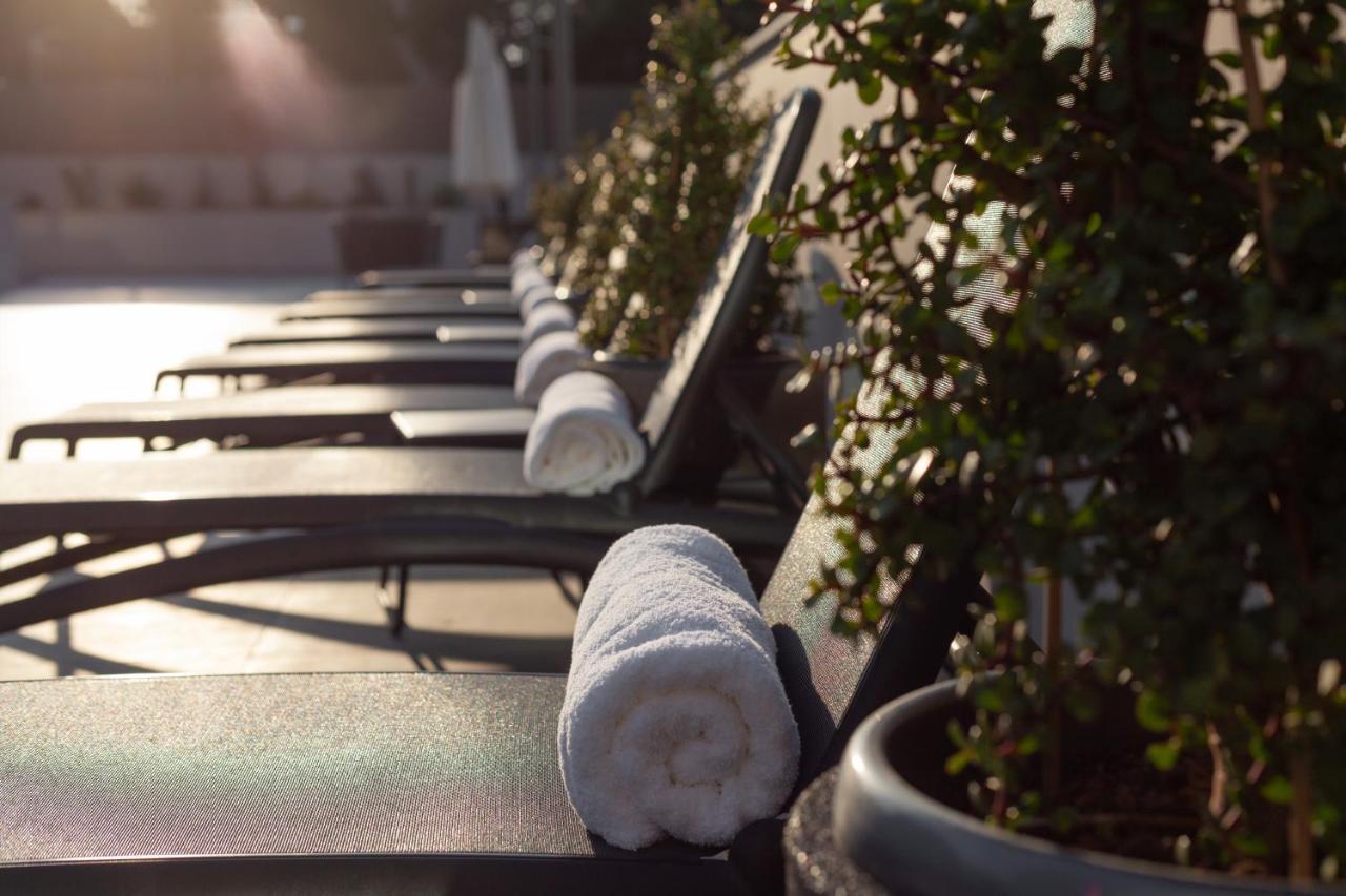 Only Boutique & Residences Hotel *