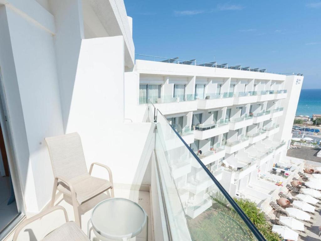 Odessa Hotel 4*