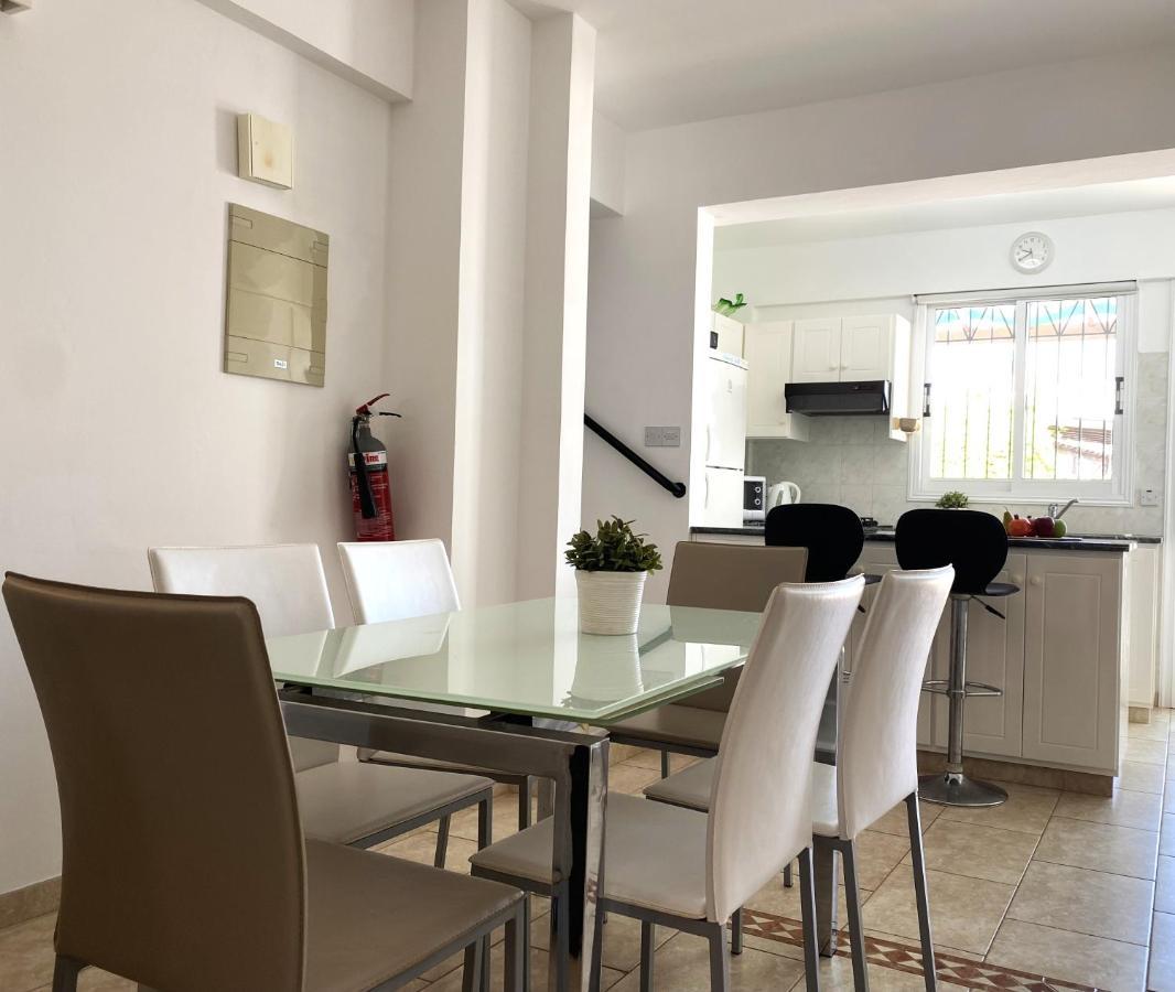 Kalamies Villas * Protaras