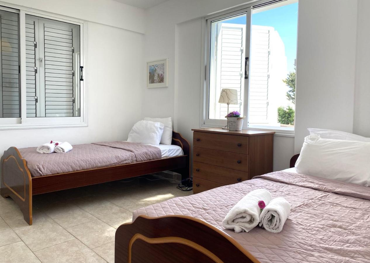 Kalamies Villas * Protaras
