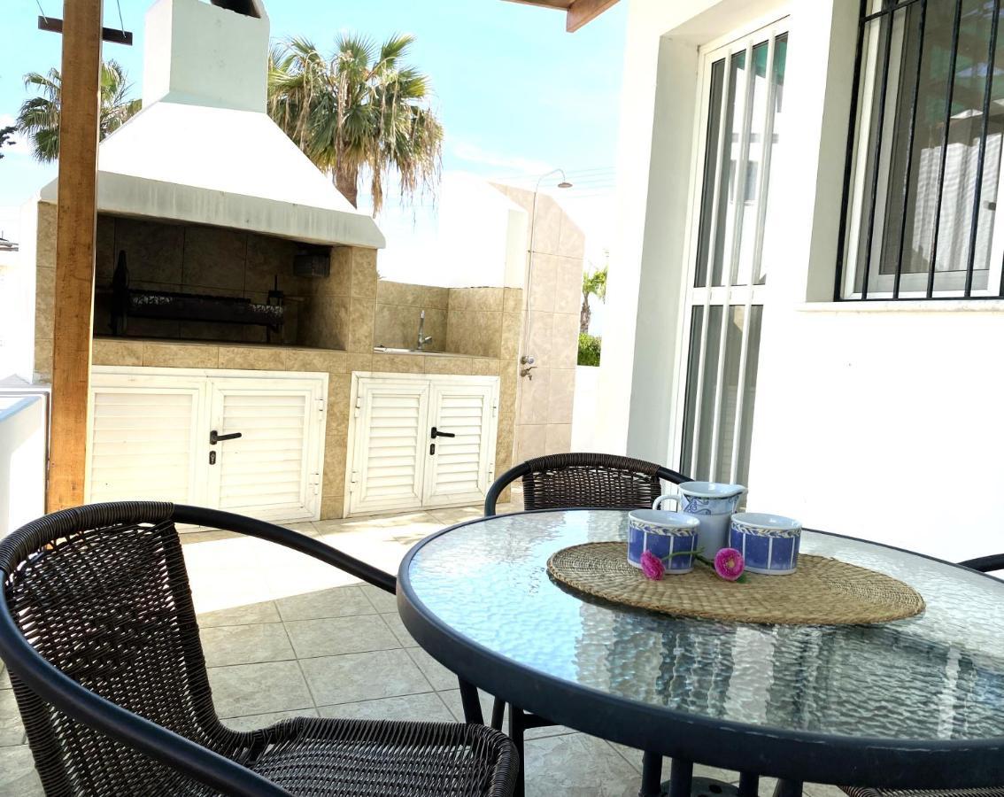 Kalamies Villas *