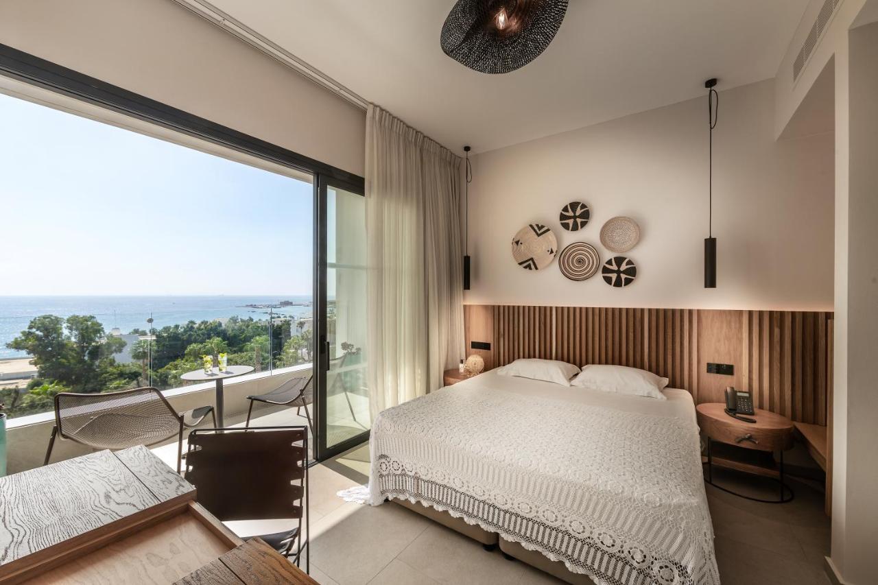 Anemi & 4* Paphos
