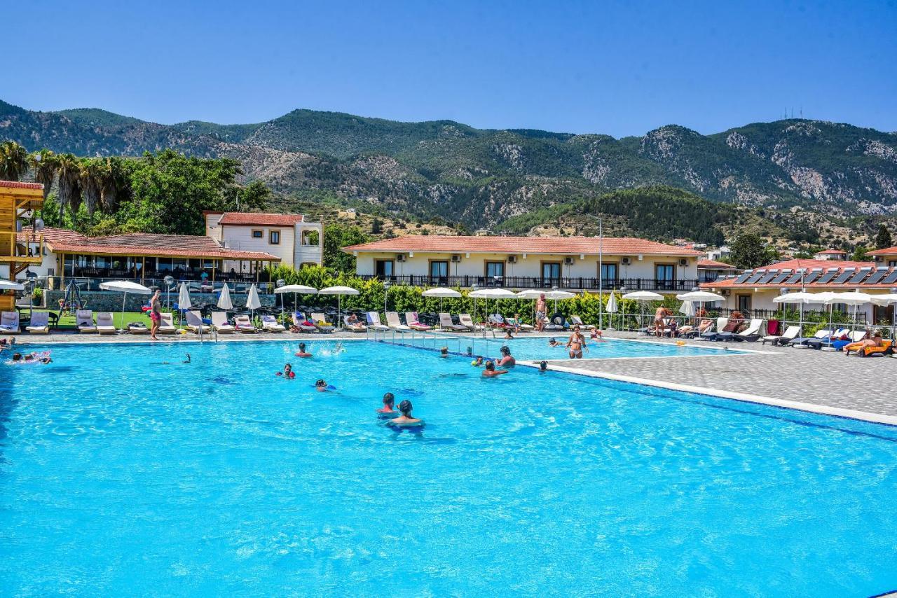 Riverside Garden & Suna's Club Hotel