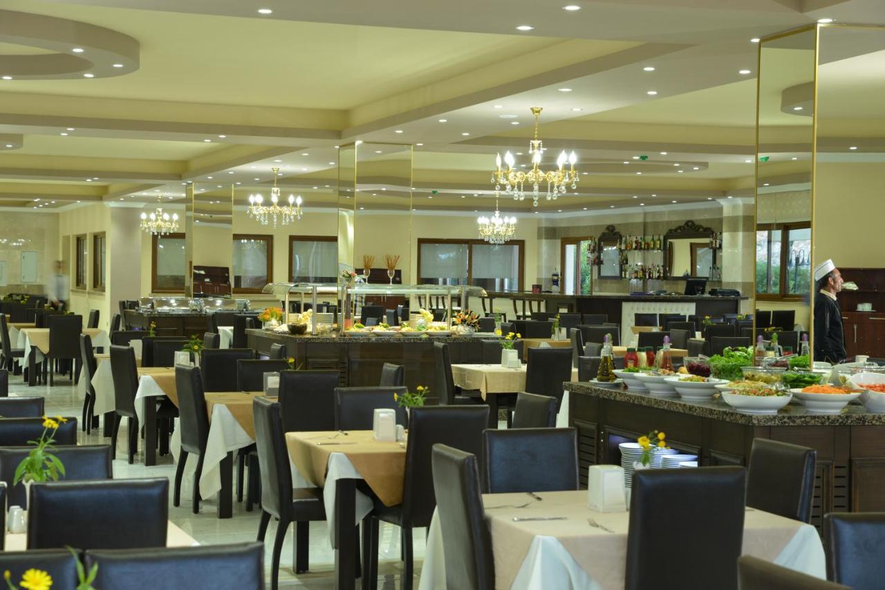 Riverside Garden & Suna's Club