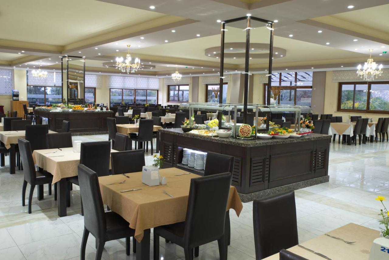 Riverside Garden & Suna's Club Hotel Krini