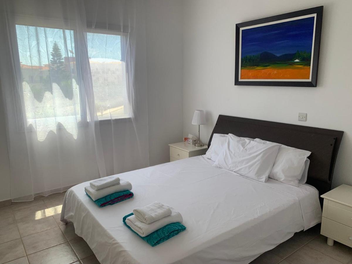 Kings Palace - Stylish, Modern 2 Bed With Sea Views Apartment