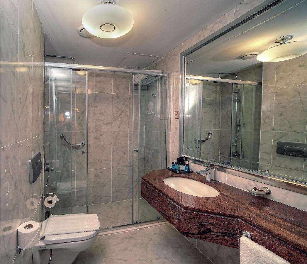 Jasmine Court & Casino Hotel 5*