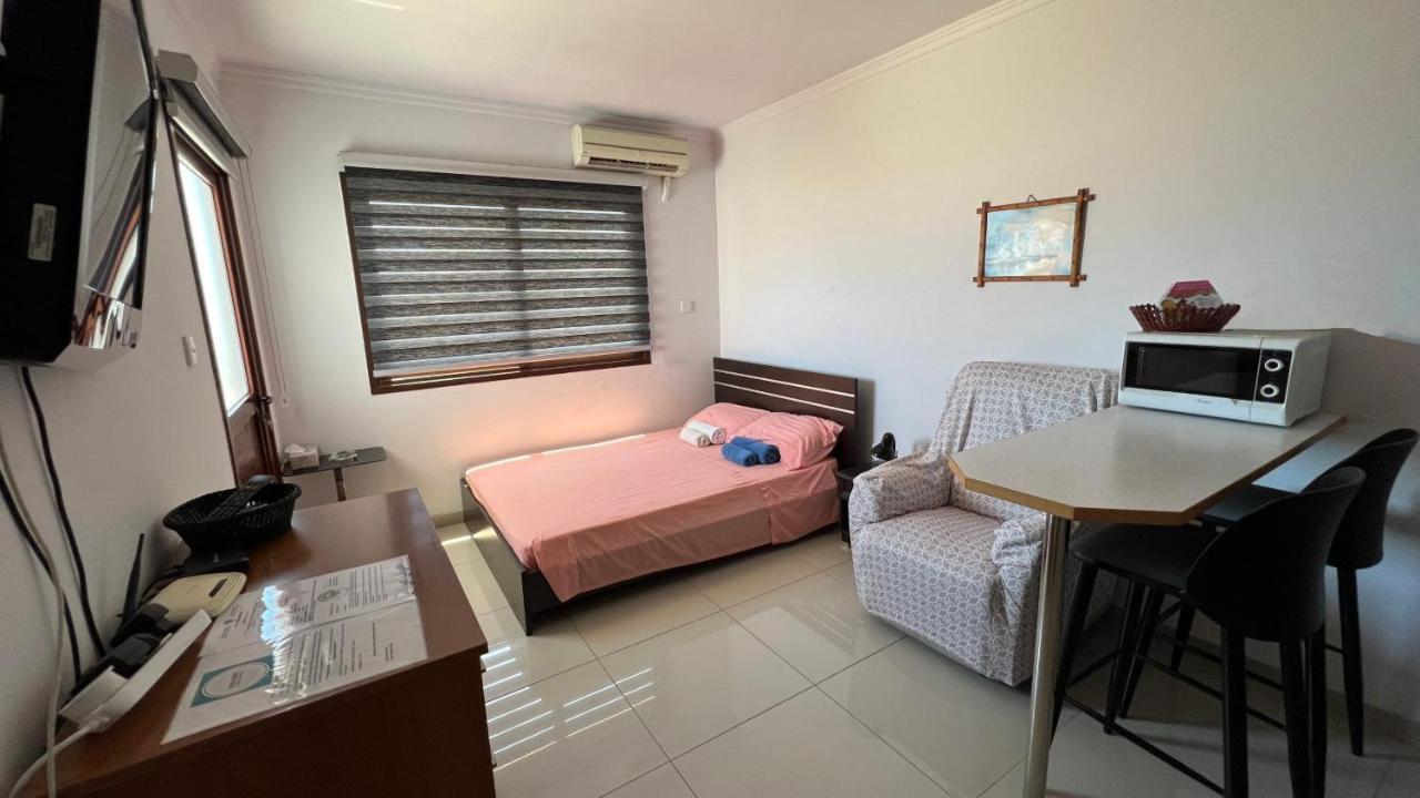 Apartment Elena Court *