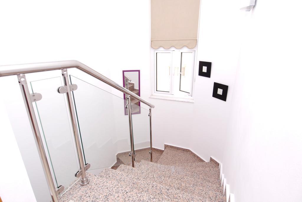 Maouris Villa