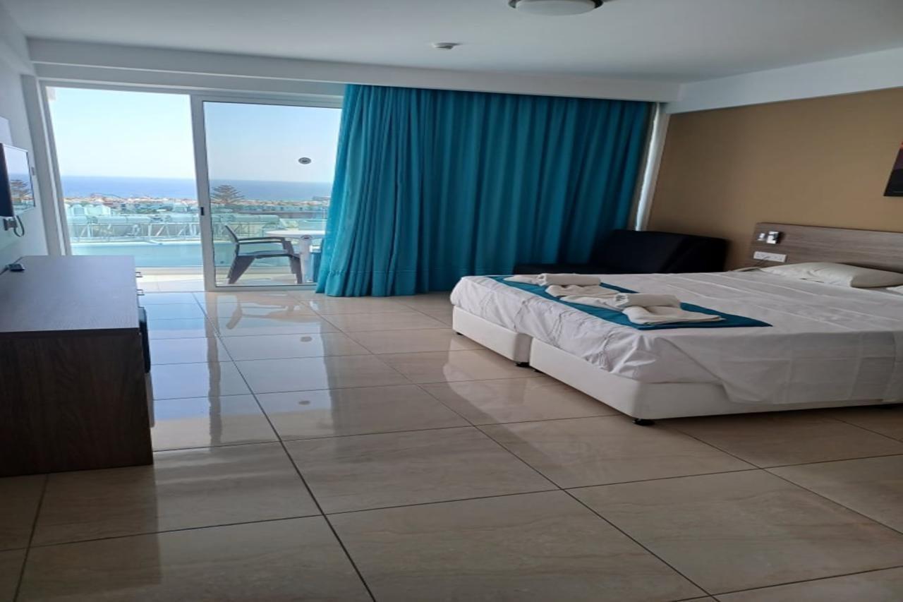 Hotel Sunny Blue 3*