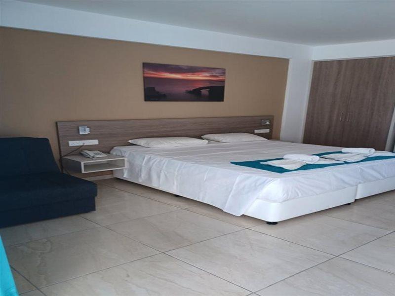 Sunny Blue 3* Ayia Napa