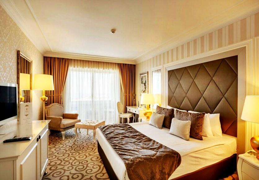 Hotel Ada