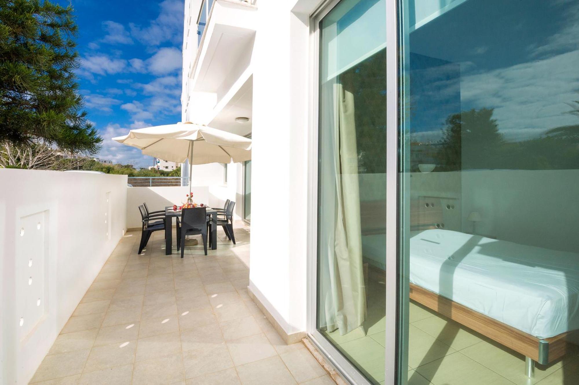 Calypso - Coralli Beachfront * Protaras