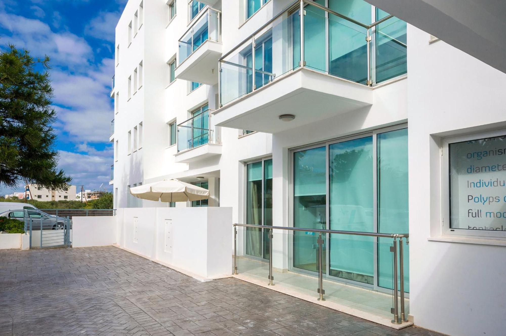 Calypso - Coralli Beachfront * Protaras