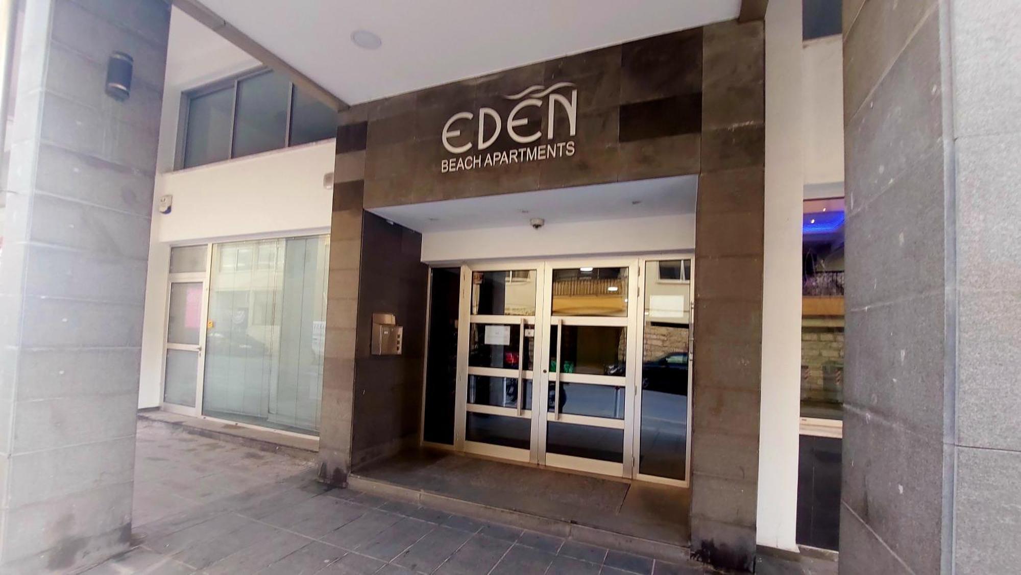 Eden Beach 207 *