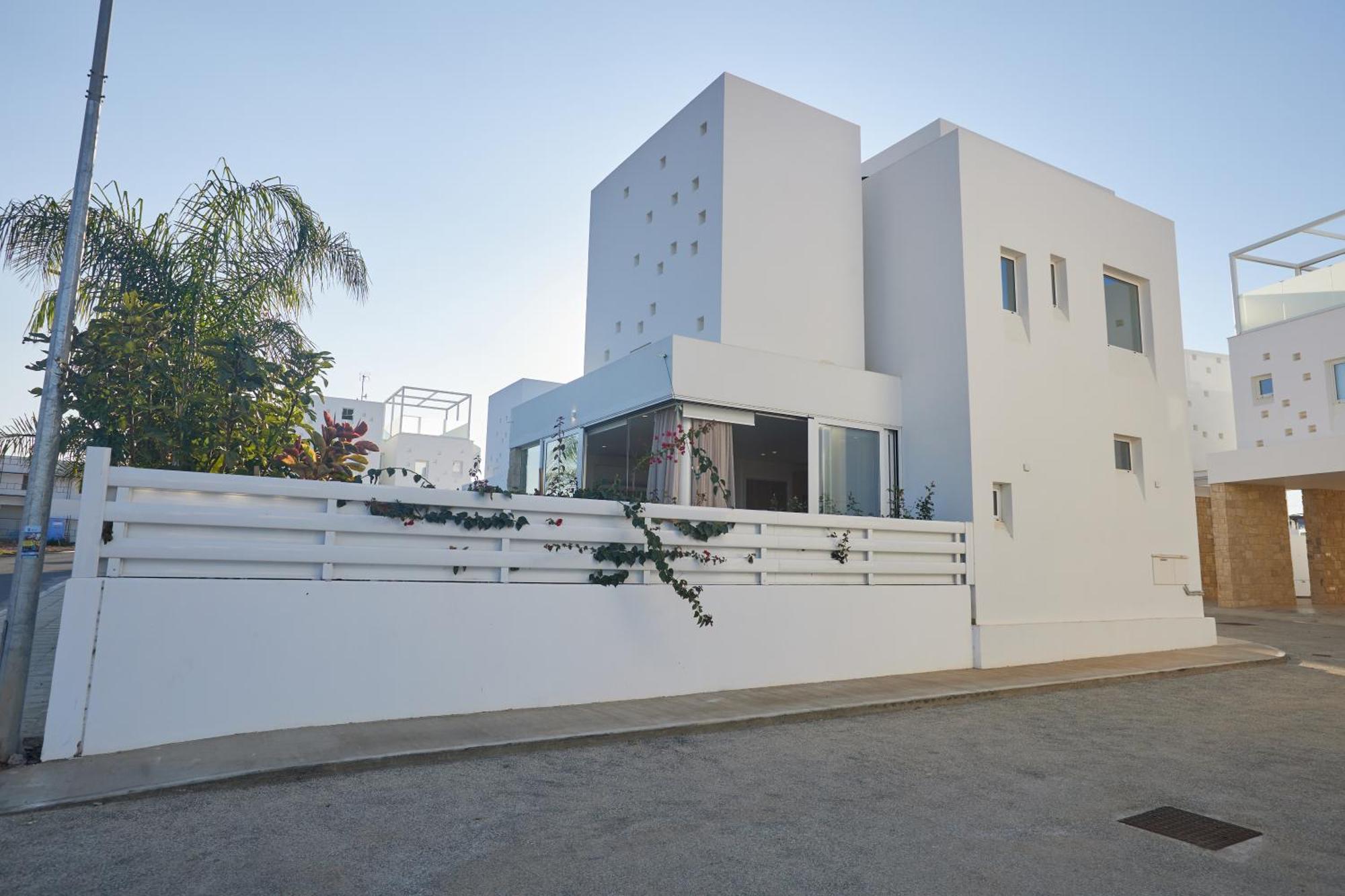 Vie Bleu 3 Bedroom * Protaras