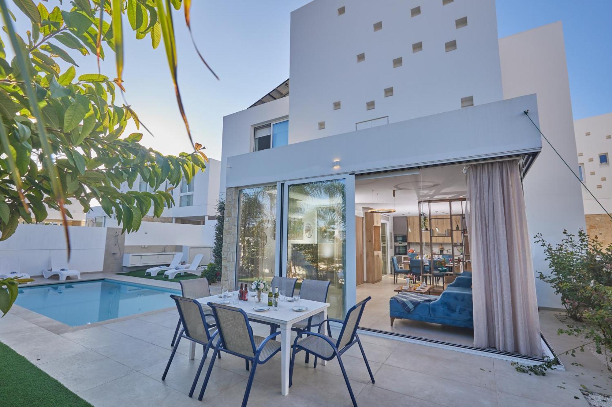 Vie Bleu 3 Bedroom * Protaras
