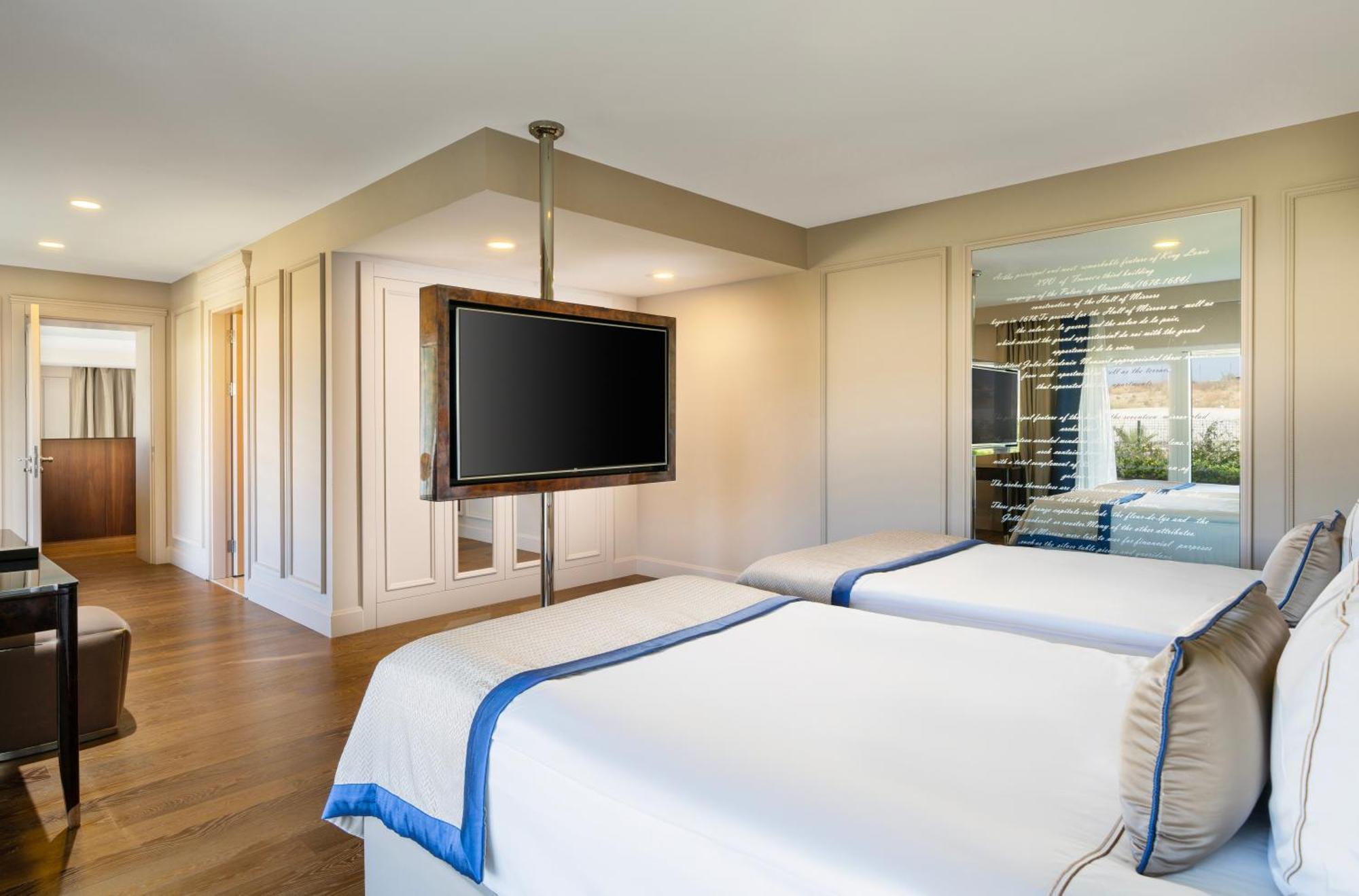 Kaya Palazzo & Casino Resort 5*